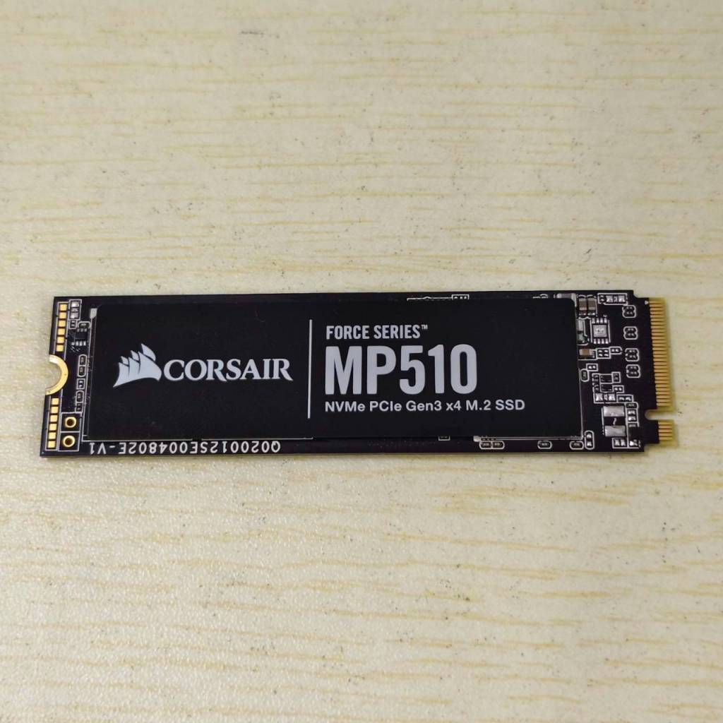SSD  M.2  NVME  240GB  CORSAIR  ประกัน  2  เดือน