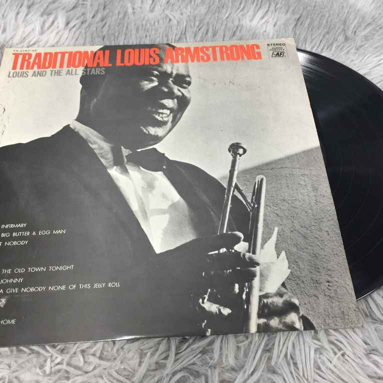 Louis Armstrong - Traditional Louis Armstrong ขนาด 12 นิ้ว LP G103