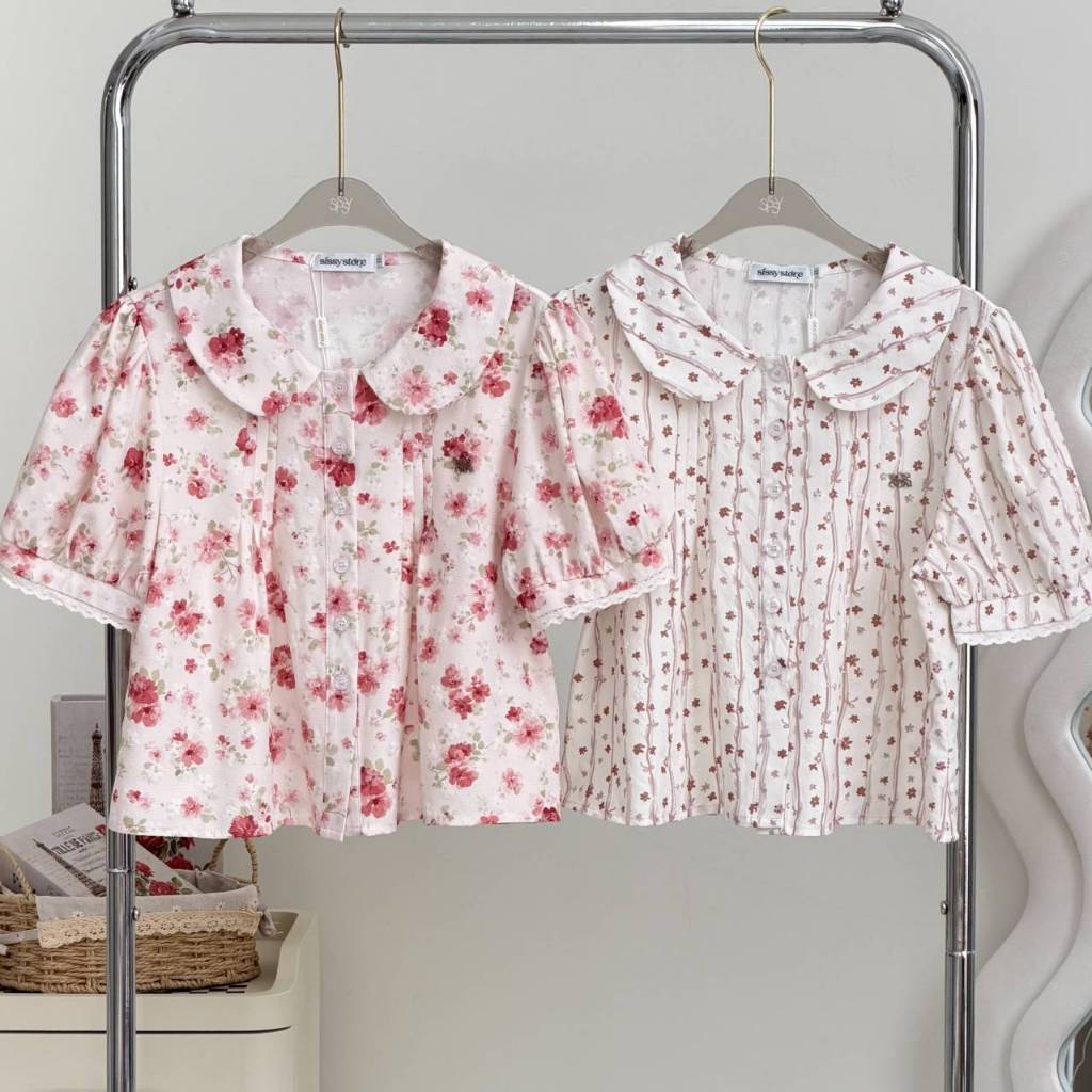SISSY : เสื้อแขนสั้นคอบัว (S-XXL) ขอบปลายแขนแต่งลูกไม้ ผ้านุ่มใส่สบาย ดีไซน์หวานละมุน