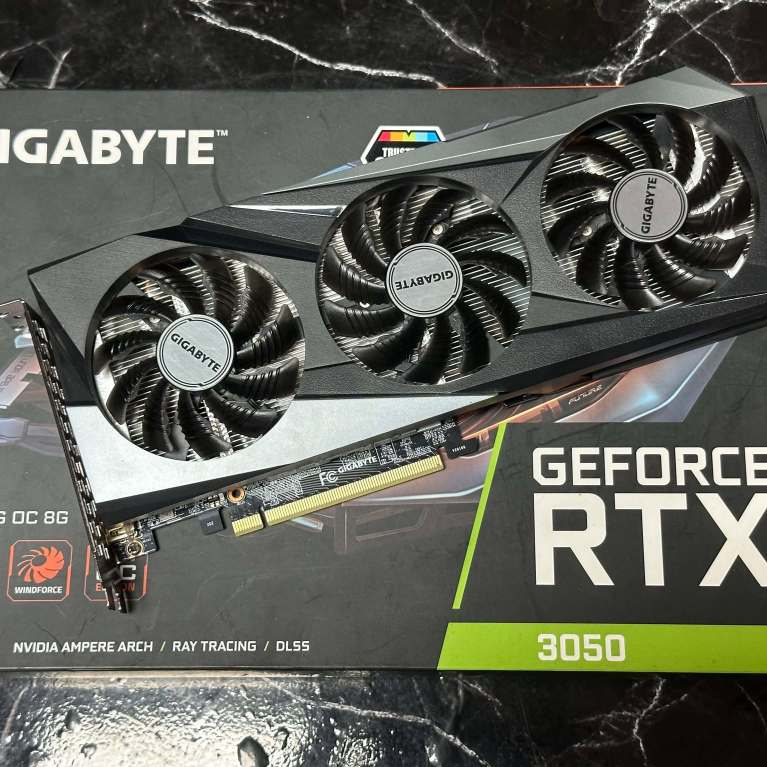 การ์ดจอ RTX 3050 8GB GAMING OC GIGABYTE 3F
