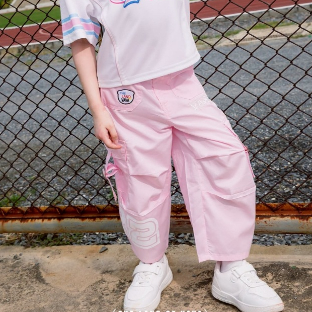 Thelandofvava เฉพาะกางเกง LOOK13 - VNYP201808 ขายาวชมพู ⚽ VAVA CUP 2026 : EPISODE 2⚽ลิขสิทธิ์แท้จาก vava