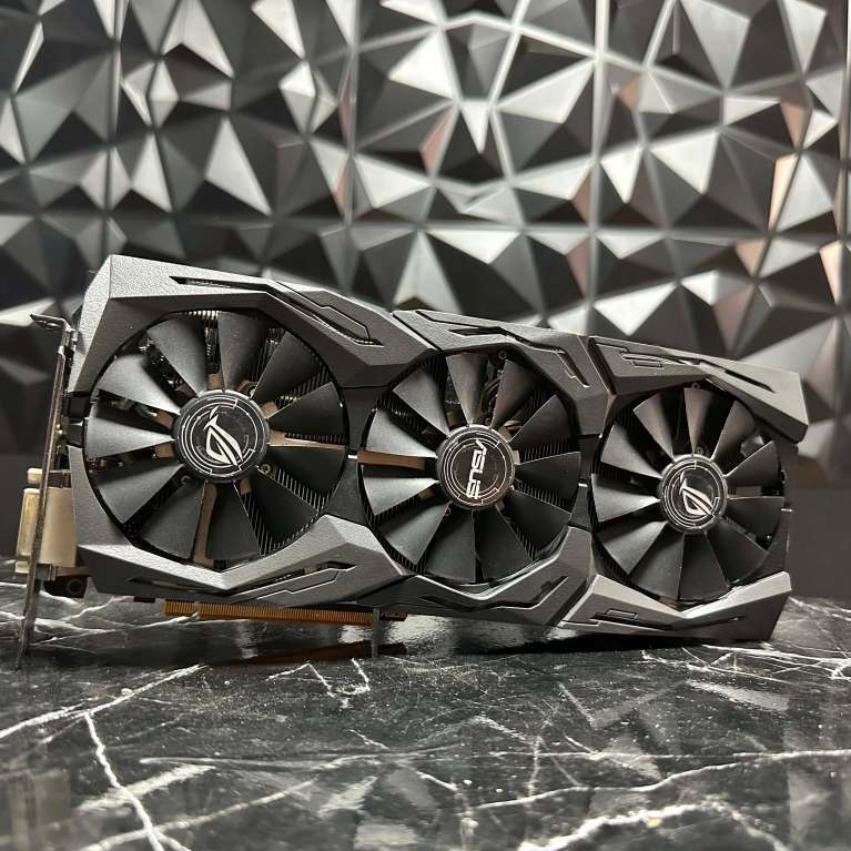 การ์ดจอ GTX 1080TI 11GB Asus ROG ไฟไม่ติด
