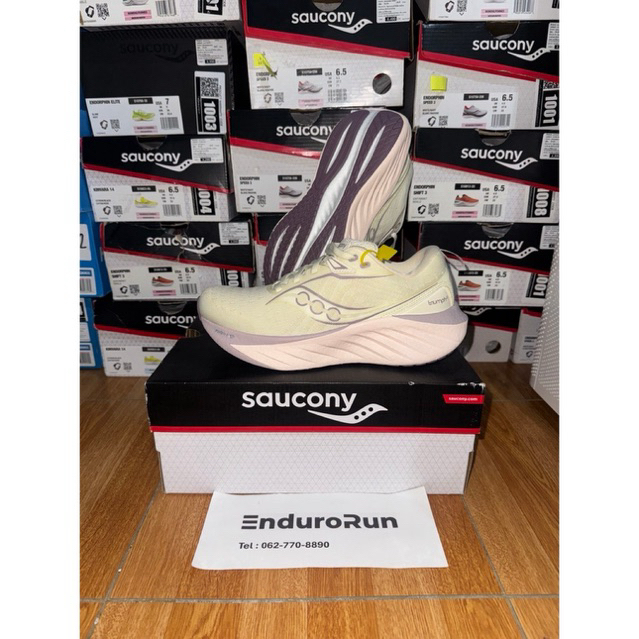 Saucony Triumph 22 เเท้ 💯