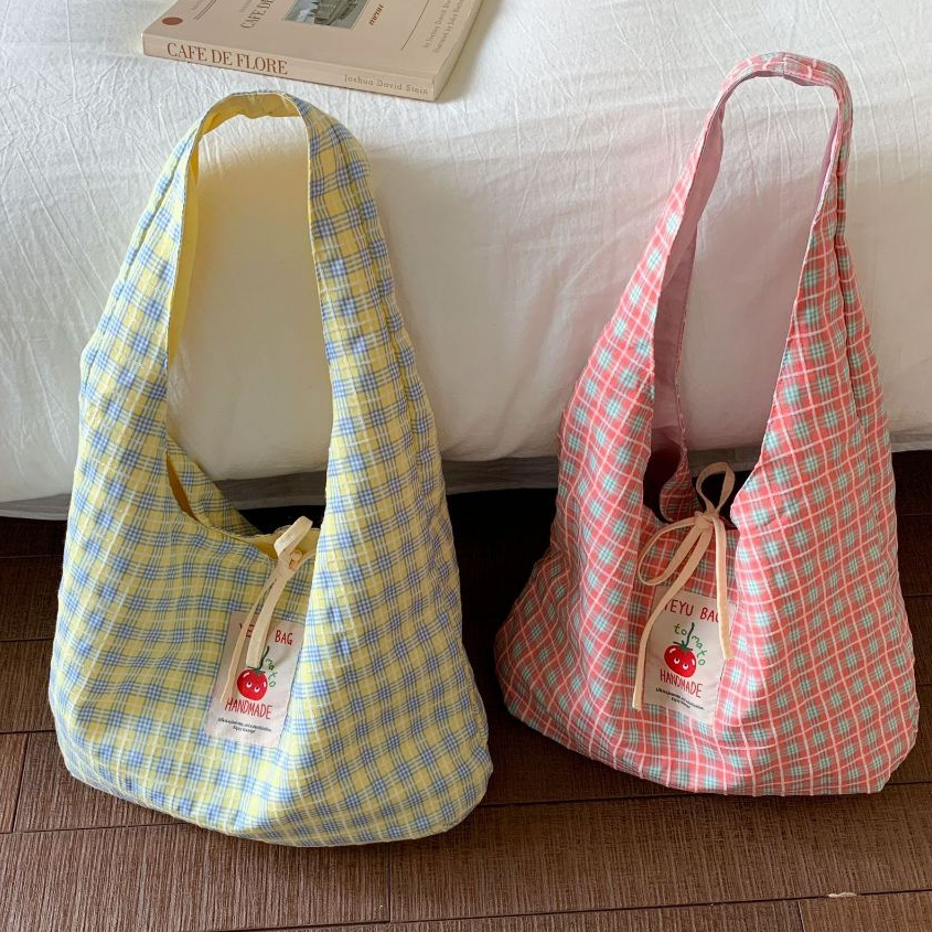 (ราคาพิเศษ)กระเป๋าผ้าสะพายข้างสไตล์ญี่ปุ่นショルダーバッグ(tomato)