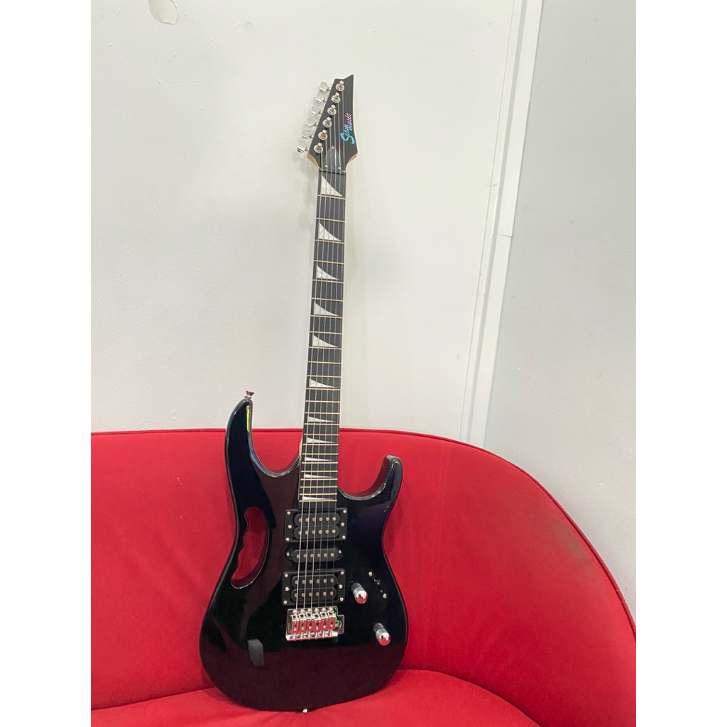 กีต้าร์ไฟฟ้า Siam music รุ่น IB170 สีดำ ฟรี กระเป๋า และสายแจ็ค