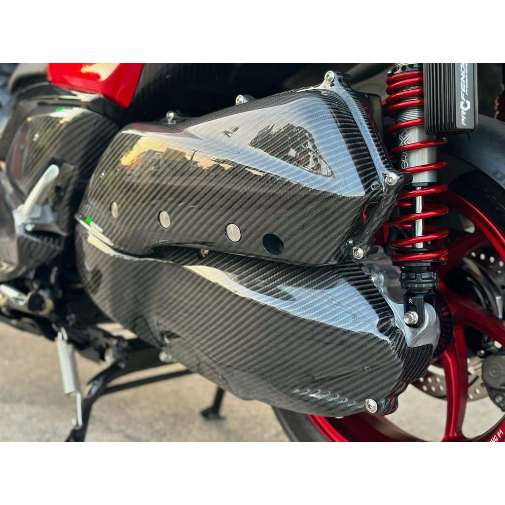 คาร์บอนครอบกรอง Xmax300 ปี2023 ลาย4 งานJRcarbon 💯