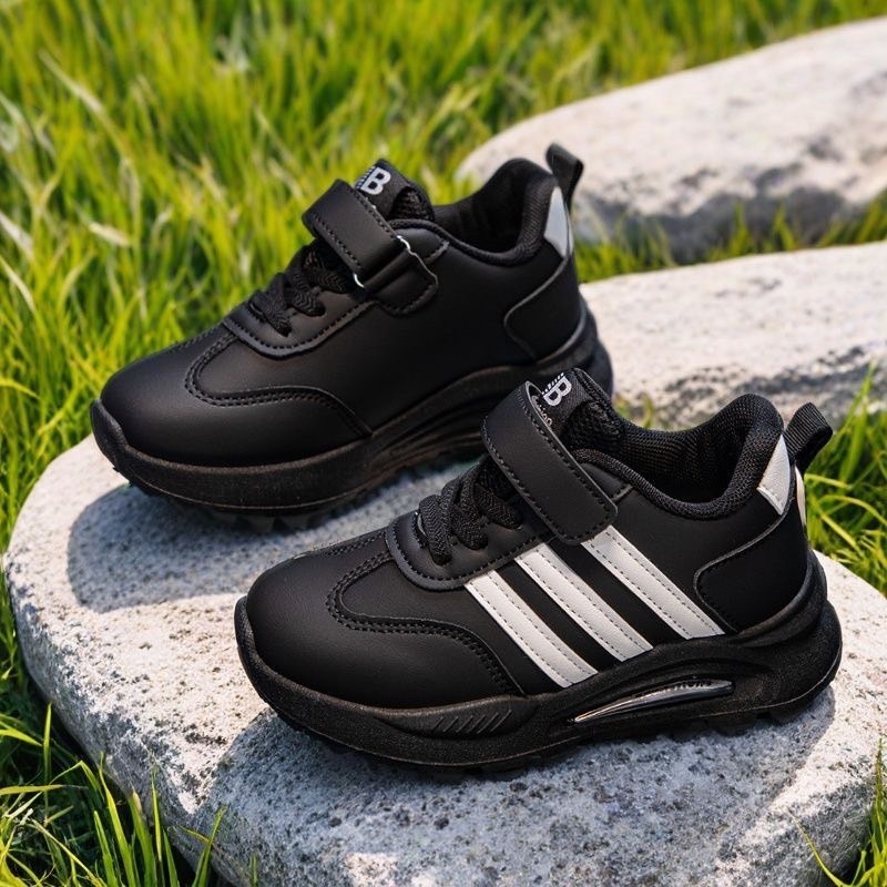 พร้อมส่งจากไทย  รองเท้าผ้าใบยางนุ่ม เหมาะสำหรับเด็กใส่เที่ยว เดิน วิ่ง และเล่นกีฬา C1 สีดำดำ - รูปที่ 4