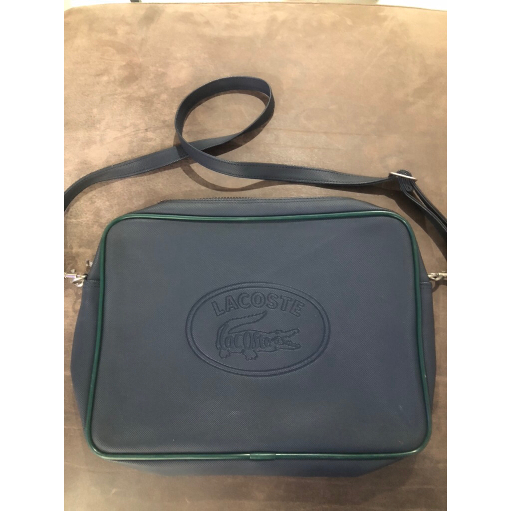 Lacoste Vintage Messenger Bag กระเป๋าสะพายข้าง Unisex