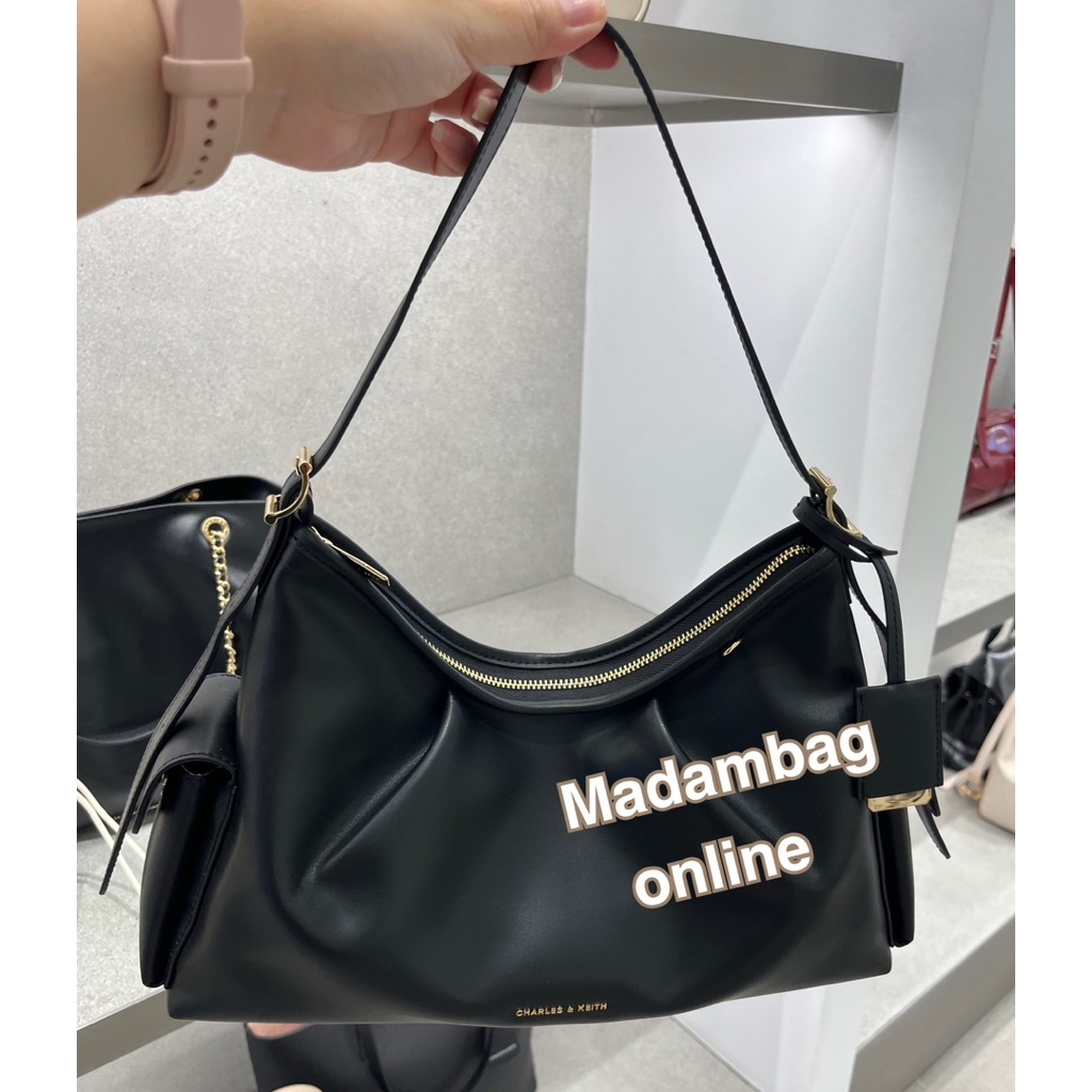 CHARLES & KEITH Khai Shoulder Bag กระเป๋าสะพายไหล่ หนังกลับ แท้จากช็อป