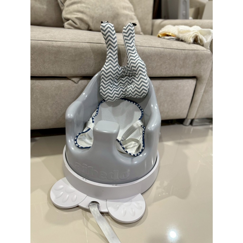 ส่งต่อ เก้าอี้หัดนั่ง เก้าอี้ทานข้าว เก้าอี้ลาก aibedo พร้อมหมอนรองคอหูกระต่าย