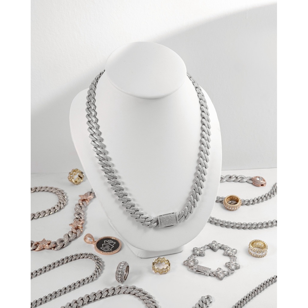 สร้อยคอมือ CM01w14 Icy Cuban King 👑 14 mm