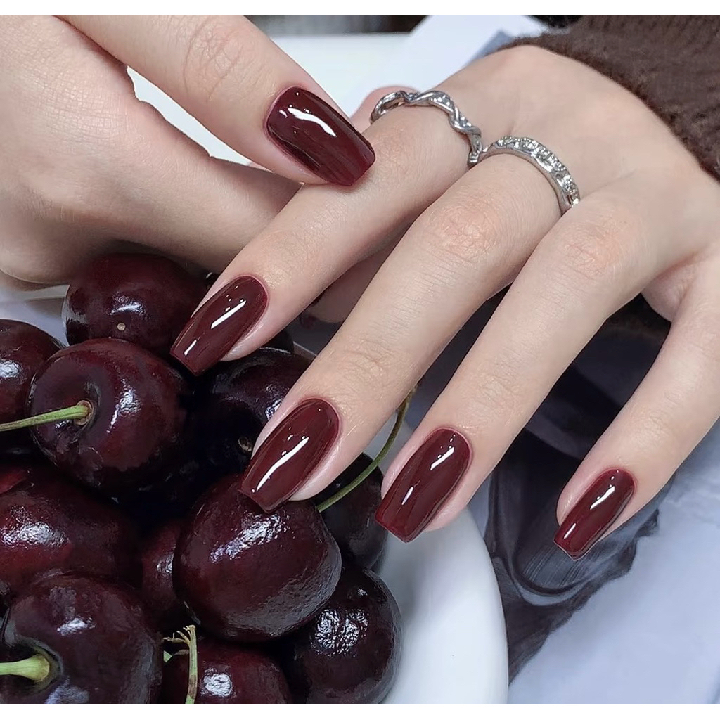 เล็บปลอม  แฮนด์เมด สีเจลแท้ สีแดงเชอรี่ cherry ฟรีกาว+ตะไบทุกชุด📌