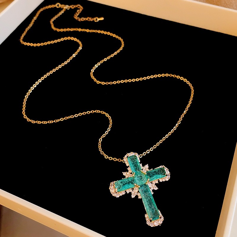 Glitzsiam🍃🍃สร้อยคอไม้กางเขนสีเขียว สร้อยคอกระดูกไหปลาร้าสไตล์ยุโรปและอเมริกา แบบยาว ออกแบบตามสั่ง จัดส่งจากประเทศไทย. - รูปที่ 5