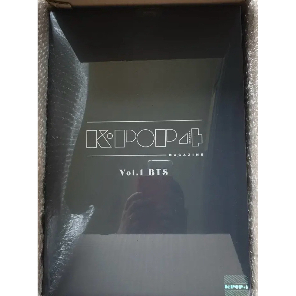 BTS KPOP4 is Vol.1 BTS Photobook Set