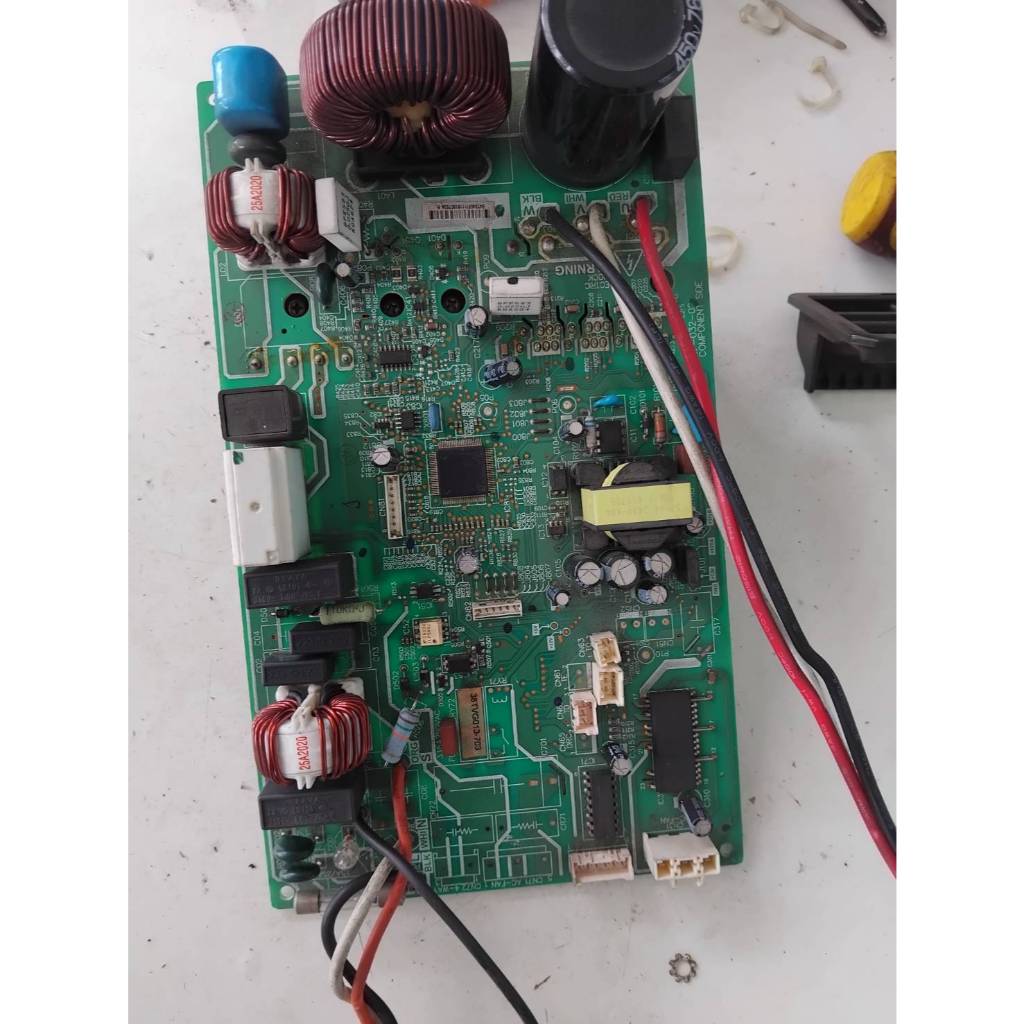 แผงบอร์ดคอยล์ร้อน แผงวงจรแอร์ Carrier อะไหล่แอร์ แท้ถอด**38TVGS013-703**