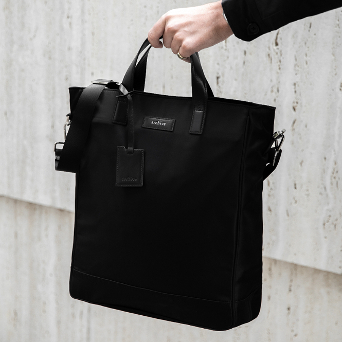 Archive Hoxton Nylon Tote (Black/Black)