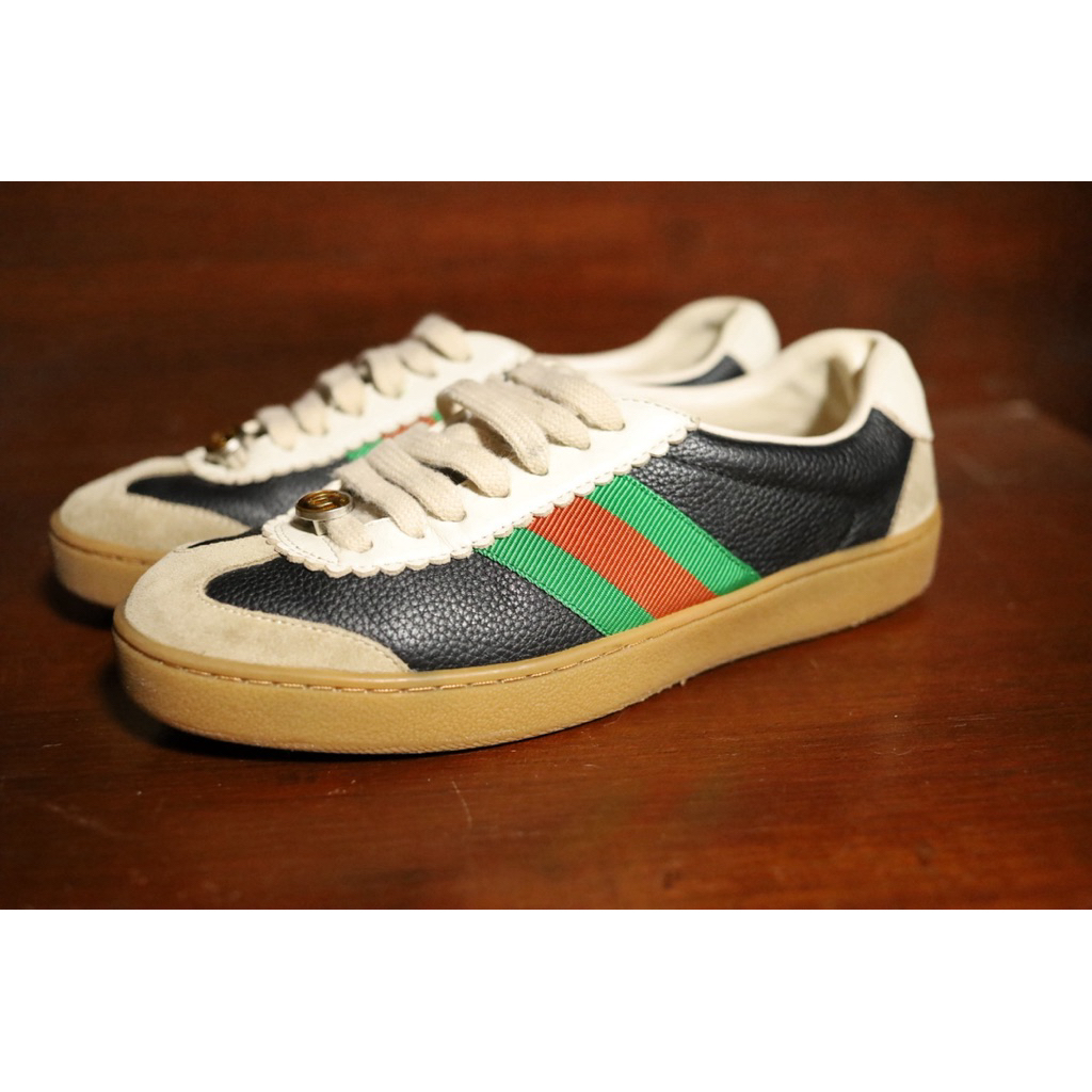รองเท้าผ้าใบ Gucci ของแท้ มือสอง ไซด์ 37 หนังสีดำ