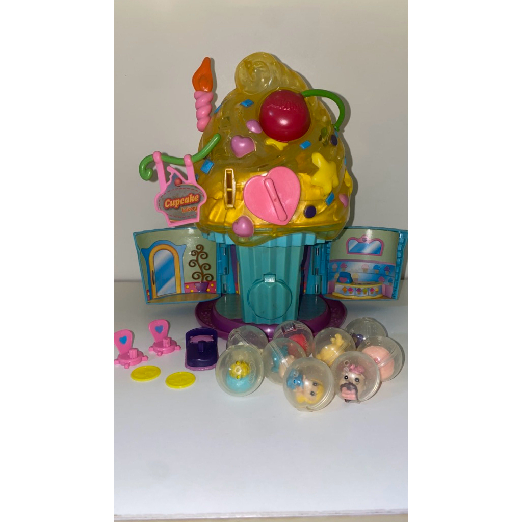 Squinkies  Cupcake Surprise ของเล่นกาชาปอง กดไข่