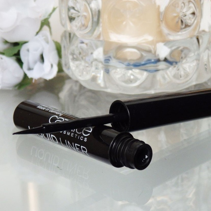 Catrice Liquid Liner 010 - อายไลเนอร์
