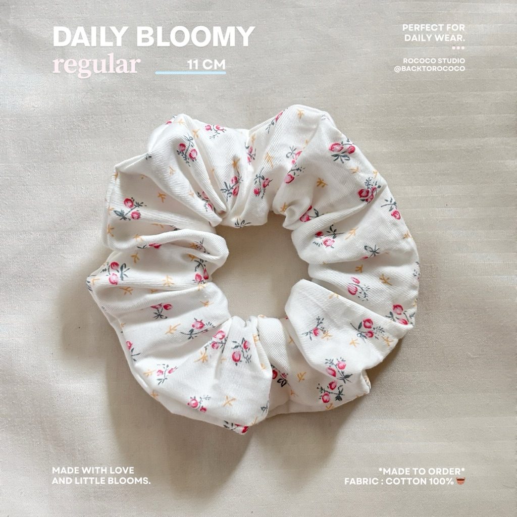 rococo studio | Daily Bloomy Scrunchie ยางรัดผม ลายดอกไม้ floral ꔛ⋆⁺