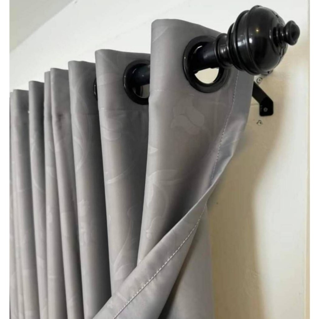 แนะนำ ผ้าม่าน ผ้าม่านหน้าต่างกันแสง ผ้าม่านประตู สำเร็จรูป เกรดA กันแสงยูวี 90%-98% ลายใบไม้ใหญ่ ราคาพิเศษ มีเก็บเงินปลายทาง