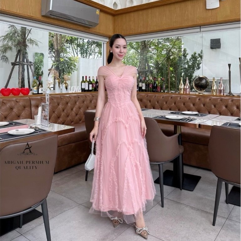 ABIGAIL Dressเกาะอกทรงหัวใจงานแต่งงาน-pink
