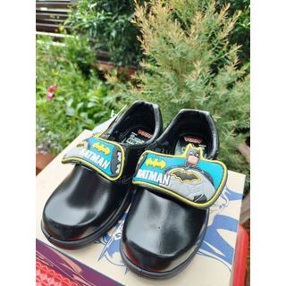 รองเท้านักเรียน ADDA แบทแมน Batman รุ่น 41A20/41N20 ไฟกระพริบ ขาว/ดำ size 25-35