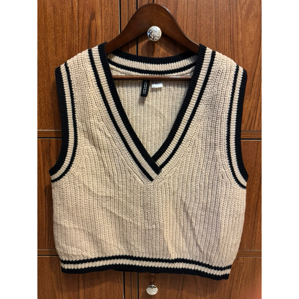 H&M Rib-khit Sweater Vest size M