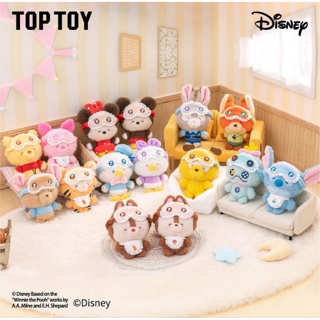 (พร้อมส่ง!!)Toptoy x Disney พวงกุญแจ Disney Squinting Pajama Series