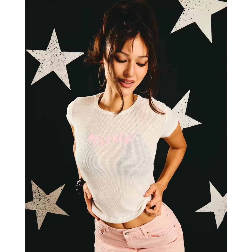 sizemไม่เคยใส่Rally Movement Slim-fit tee - เสื้อยืดลายโลโก้ Movement ทรง Slim-fit