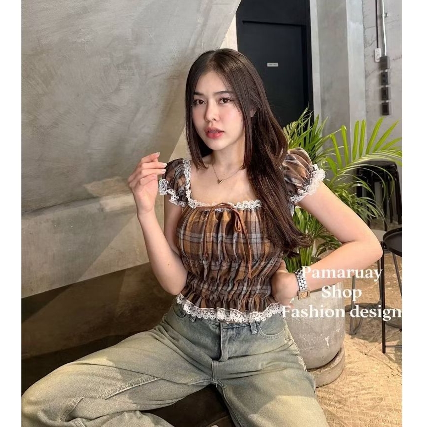 Cotton 🌷เสื้อครอปแขนตุ๊กตาแต่งลูกไม้🌷