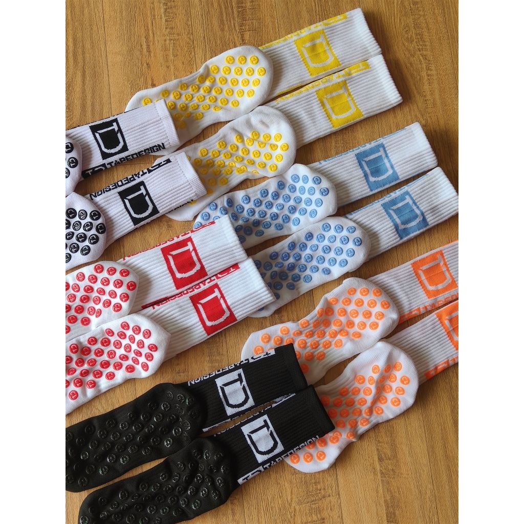 🧦ถุงเท้ากันลื่นครึ่งแข้งสีสันสวยบาดใจกางเกงในบาดดาก พร้อมส่งในไทย🇹🇭ให้พี่ๆได้เฟี้ยวกันแล้วค้าบ สั่งมาดี้