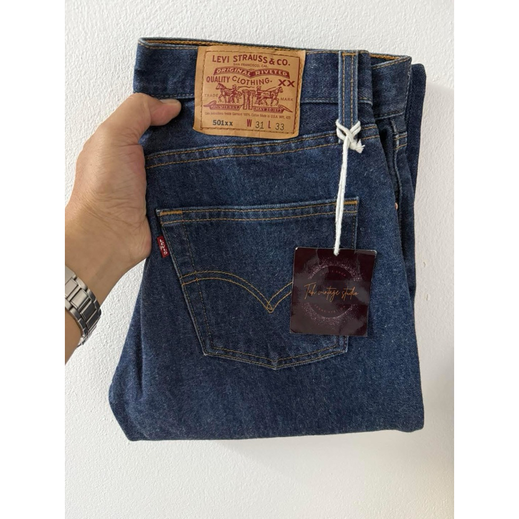 Levi’s 501xx หมึกดำ ริมโพ้ง 👉 made in USA 👉 Size 31/33 (ขนาดจริงดูตรงรายละเอียดสินค้า)