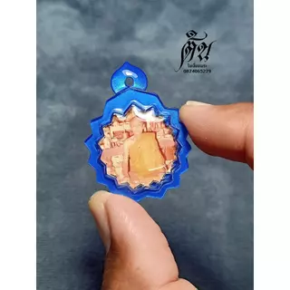 แผ่นอะคริลิคสีมุก หนา 2-3 mm ( ขนาด 1 x 1 ฟุต)