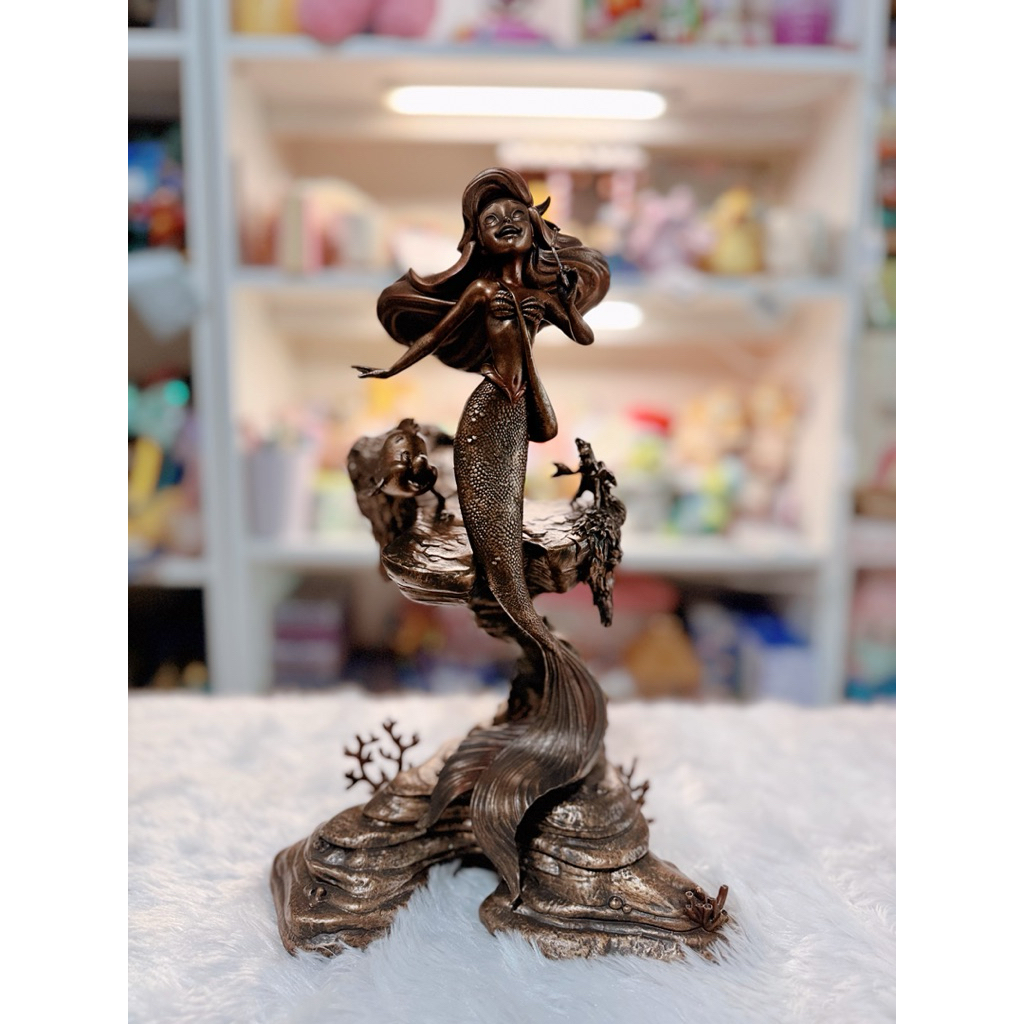 ❤️พร้อมส่งที่ไทย❤️ Ariel Light-Up Bronze Figure, The Little Mermaid