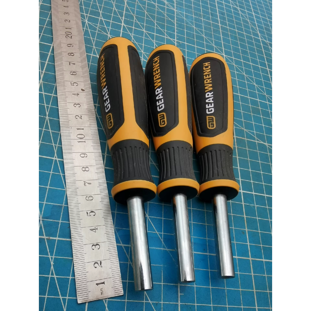 ด้ามจับไขควงสำหรับหัวบิต (batch head handle) ยี่ห้อ GrearWrench จากอเมริกา ตำหนิ: มีฝุ่นและรอยขีดข่วนเล็กน้อย