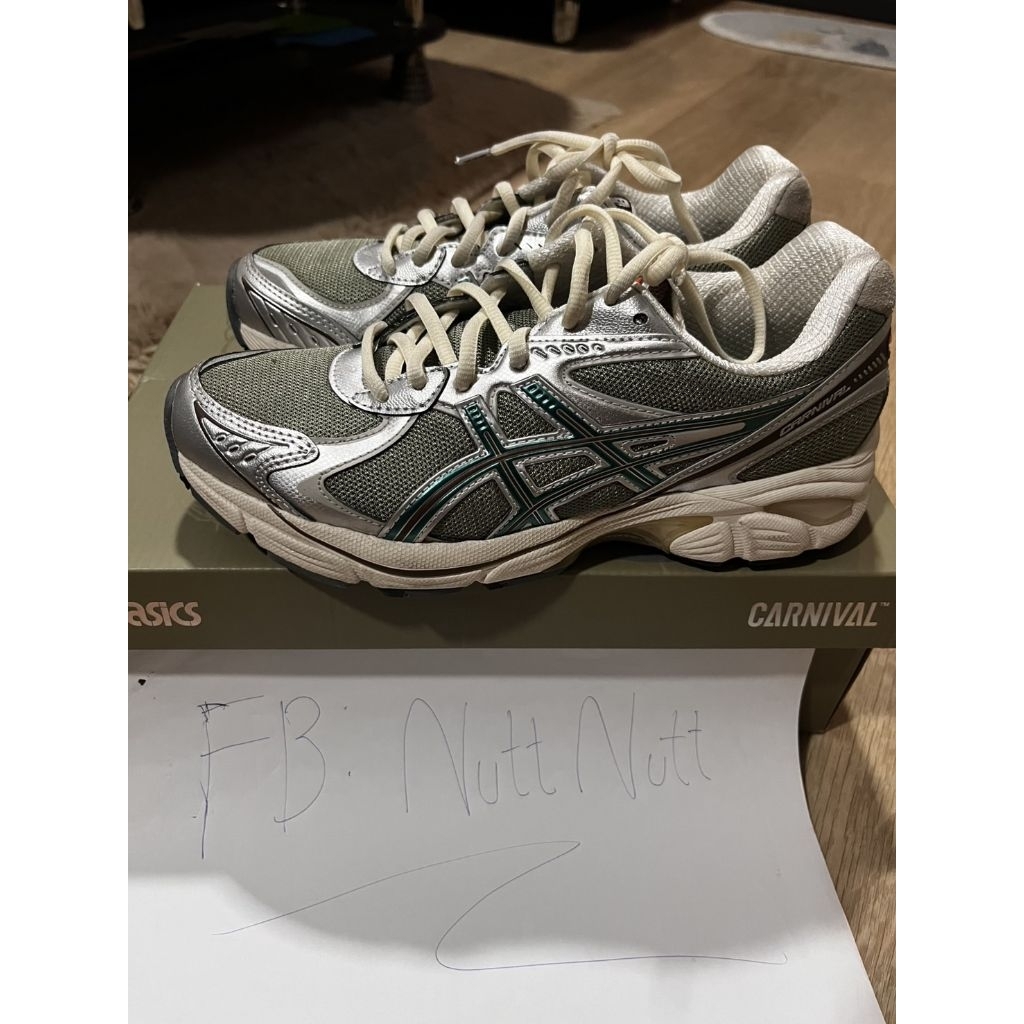 ปล่อยมือ✌🏻สภาพดีมากก ASICS x CARNIVAL® GT-2160