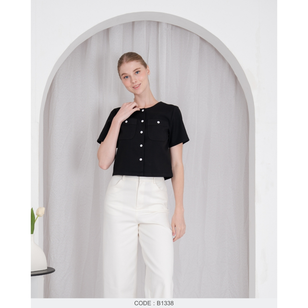 AMILA Blouse AM-B1338 สูทติ้งด๊อบบี้ แขนสั้น IGPU25-8 PCE990