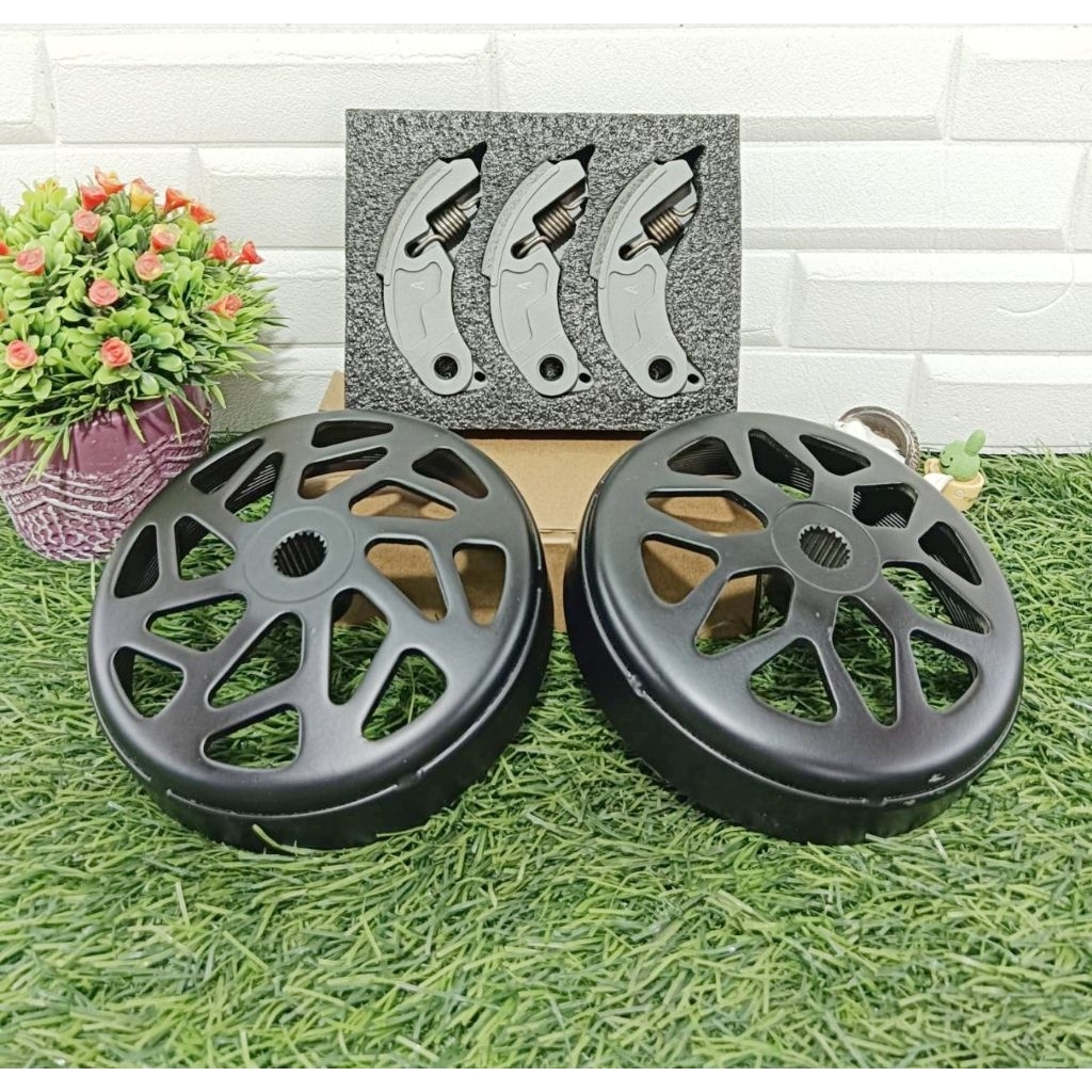 ผ้าครัชคาร์บอน พร้อมกระโหลกครัชเจาะไล่เบา พร้อมสปริงสำหรับรถรุ่น PCX160,PCX150,LEAD,GIORNO สินค้าคุณ