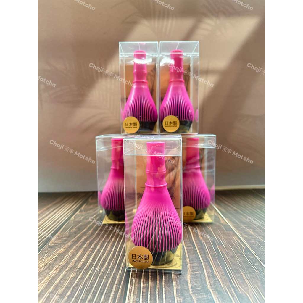 (พร้อมส่ง มีส่งด่วน) แปรงชงมัทฉะลาเต้ สีชมพู จากญี่ปุ่นแท้100% Pink resin chasen Made in Japan
