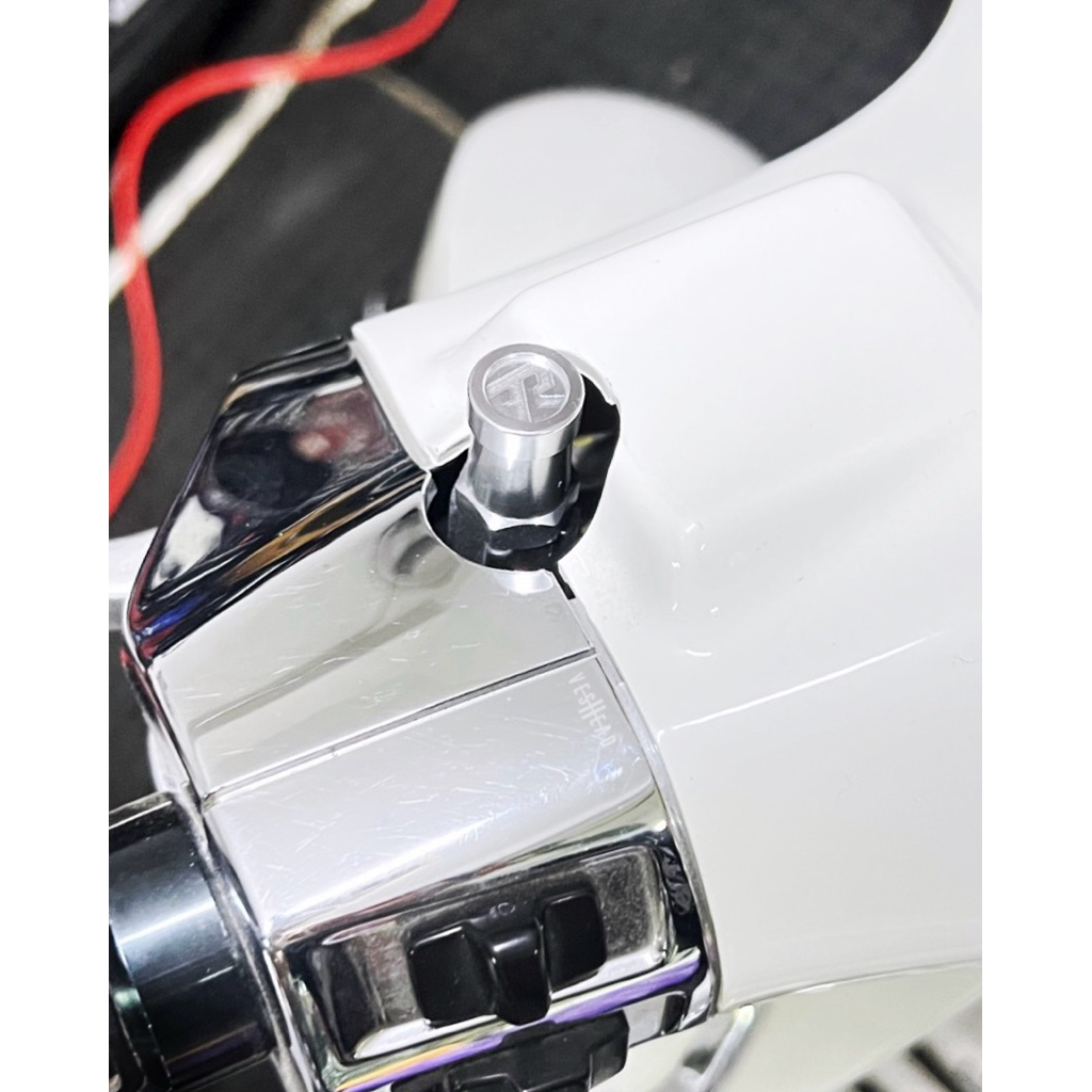 TR Factory อุดกระจก Vespa Sprint & Primavera ขนาด M8 สำหรับ Vespa ก่อนปี 2024 อล