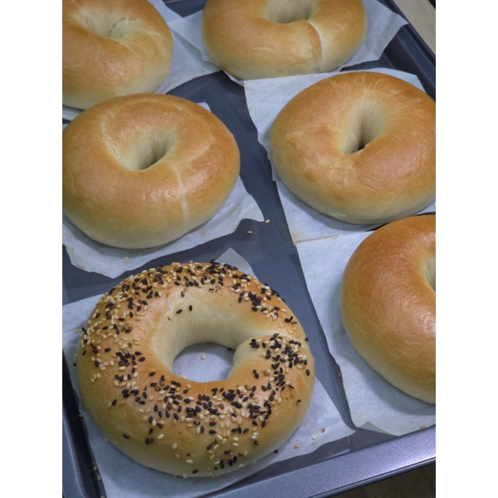 Bagels เบเกิล ขนมปังอบใหม่ทุกวัน