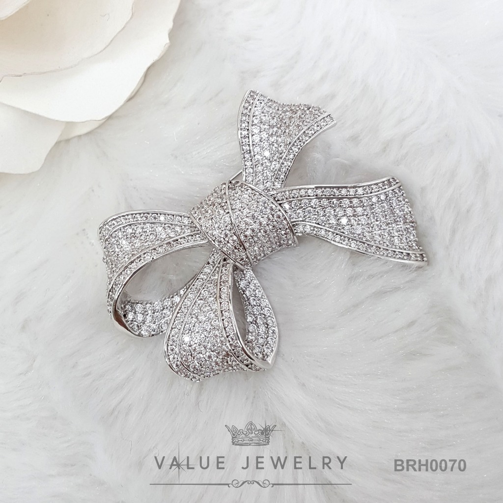 เข็มกลัด ฝังคริสตัลแท้ ลายโบ ขนาดใหญ่ เครื่องประดับ BRH0070 ValueJewelry