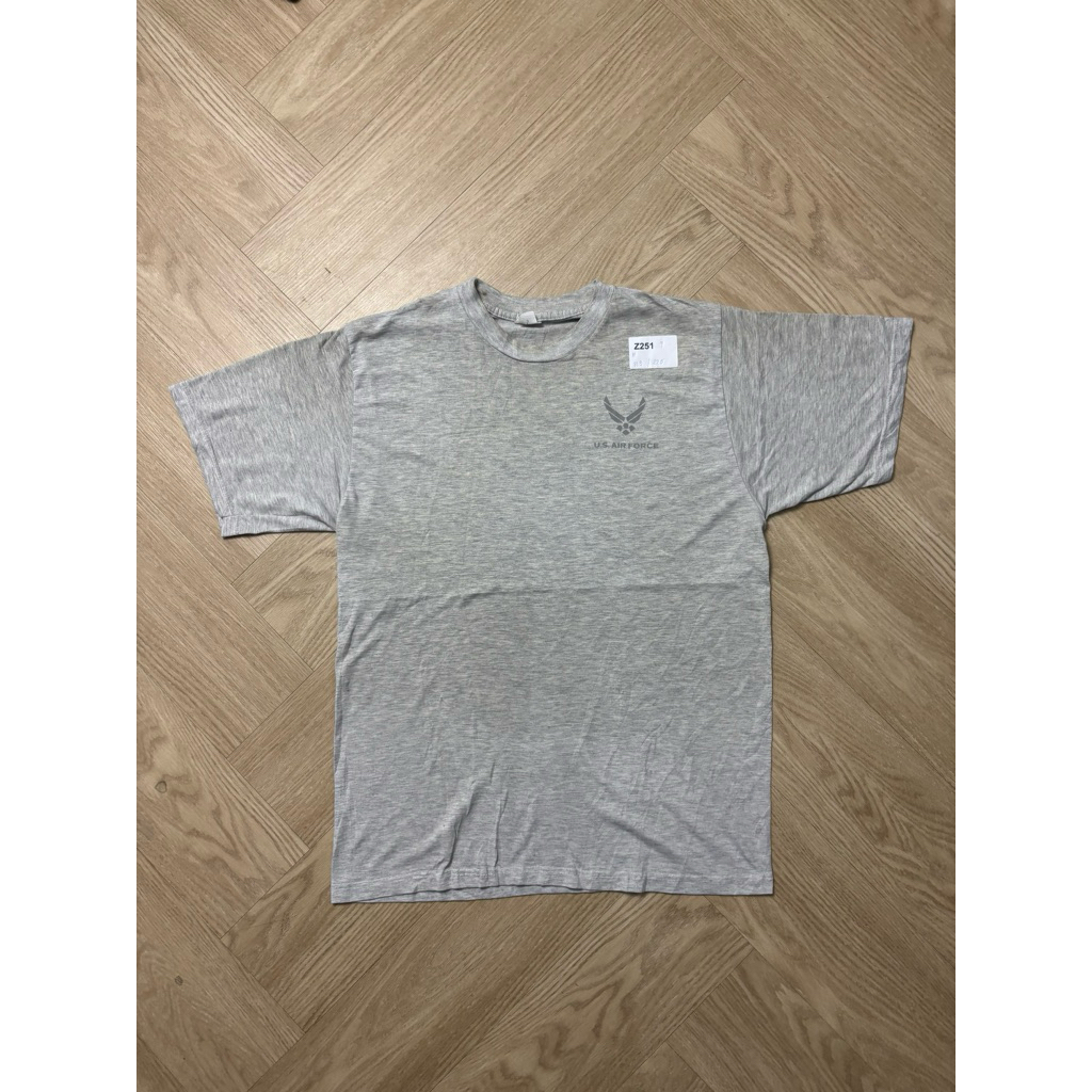 (ไซส์M ) อก22.5  ยาว28.5   เสื้อยืดทหารอเมริกาแท้ US Army Navy Air Force USMC ลายพราง สกรีนแนว ทหาร 