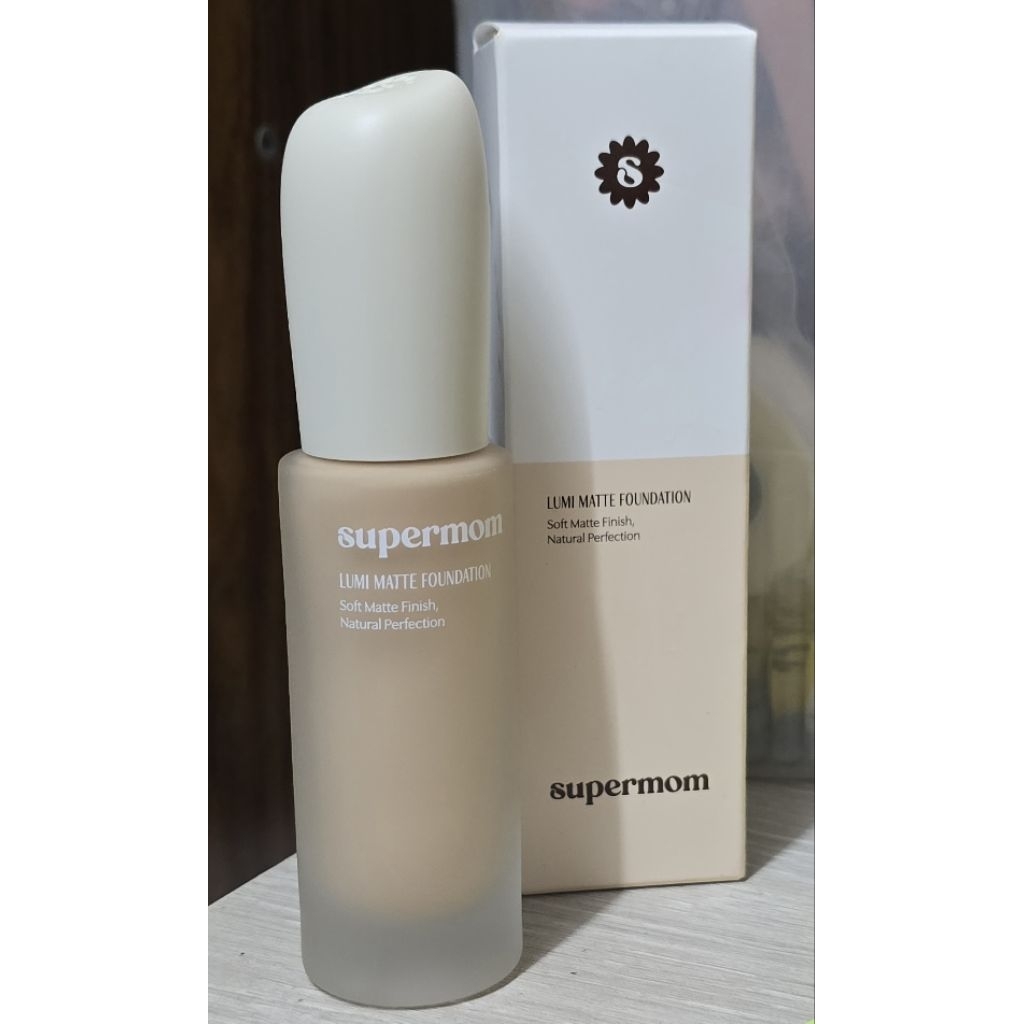พร้อมส่ง‼️รองพื้น Supermom เบอร์ 23N (ของแม่ค้าเองค่า ซื้อมากด1ปั้ม สีไม่ตรงกับสีผิว เลยขายค่ะ)