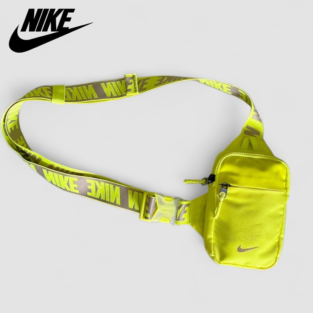 ส่งต่อกระเป๋า Nike Sportswear Essentials Hip Pack มือสองสภาพดี
