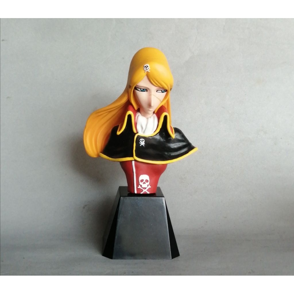 QUEEN​ EMERALDAS​ / KONAMI. 2002​