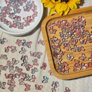 (ส่งจากไทย!!!) จี้ลูกปัดแก้วผีเสื้อ 10 ชิ้น 14มิล จี้เครื่องประดับ DIY