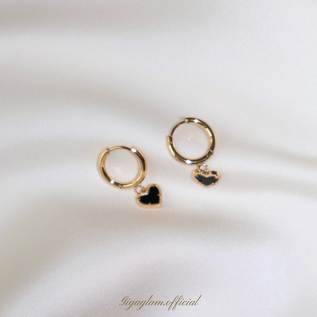 gigaglam noir heart | ต่างหูหัวใจ ไม่ลอก ไม่ดำ