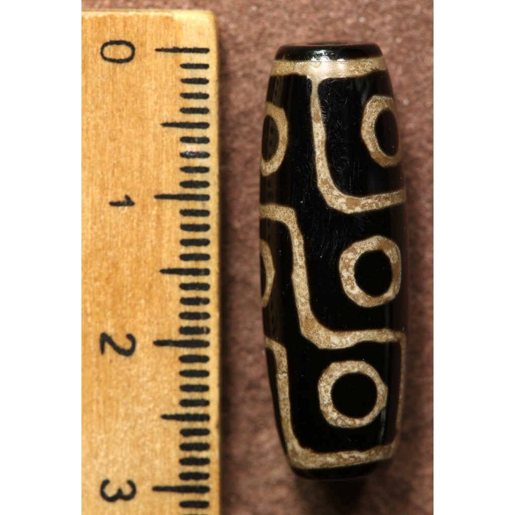 ลูกปัดโบราณ สวยมาก เม็ดขนาดใหญ่ ยาว 3 ซม. มีอายุหลายร้อยปี รหัส oct01-05